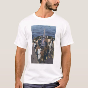 Gun Crew in Victory Formation - US Navy T-Shirt