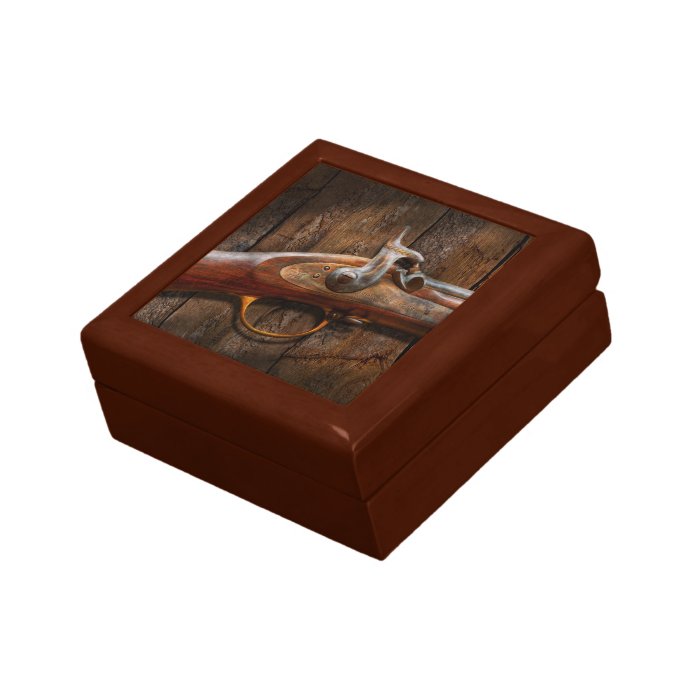 Gun   Musket   London Armory Gift Box