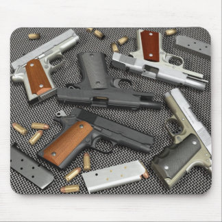 GUNS! MOUSE PAD