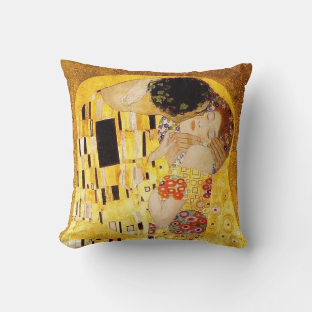 Gustav Klimt The Kiss Classic Painting Throw Pillow (Front)