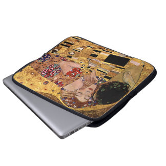 Gustav Klimt: The Kiss (Detail) Laptop Sleeve