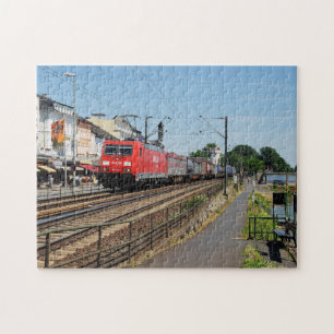 Güterzug in Rüdesheim am Rhein Jigsaw Puzzle