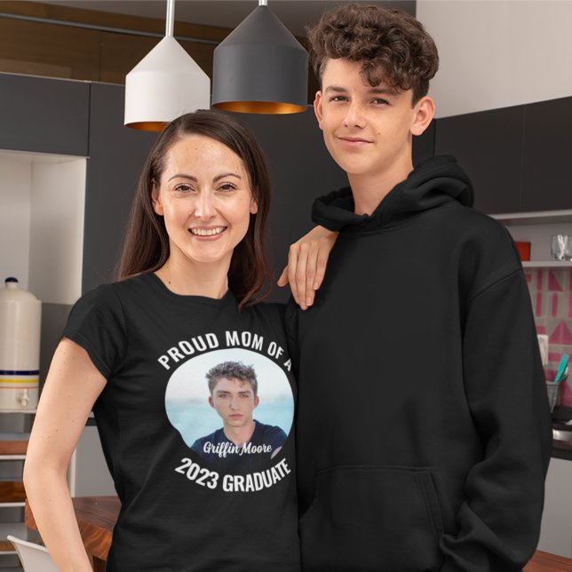 Guy Grad Modern Photo Graduate Proud Mom  T-Shirt (Creator Uploaded)