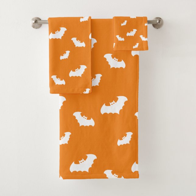 Halloween Bats Orange Pattern Spooky Scary Bath Towel Set (Insitu)