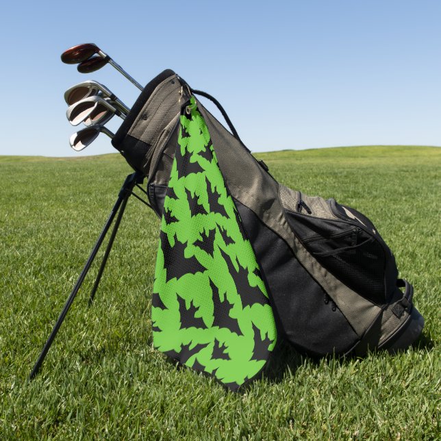 Halloween black bats green cool spooky pattern golf towel (Green)