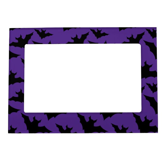 Halloween black bats purple cool spooky pattern magnetic frame (Front)