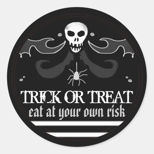 Halloween Black & White Skull Label Trick Or Treat