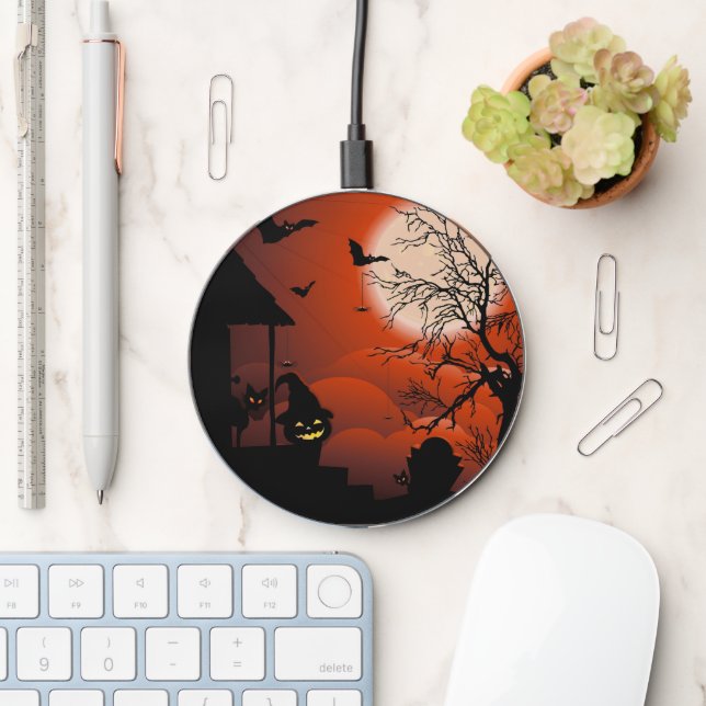 Halloween Bloody Moonlight Nightmare Wireless Charger (Desk)