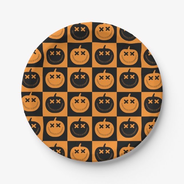 Halloween Checkers Pattern with Pumpkins Paper Plates (Front)