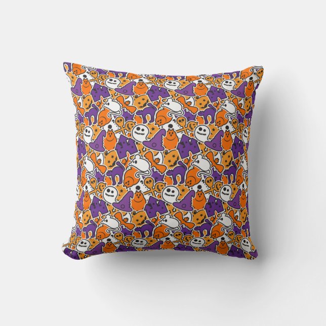 Halloween Comic Pattern Throw Pillow (Front)