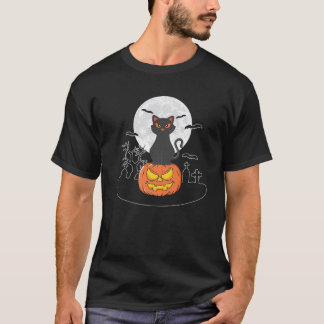 Halloween Cute Black Cat On Pumpkin Full Moon Wome T-Shirt