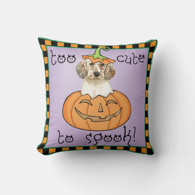 Halloween English Setter Throw Pillow (Front)