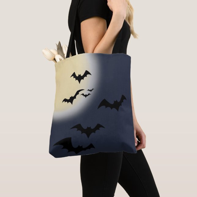 Halloween Full Moon With Bats Tote Bag (Close Up)