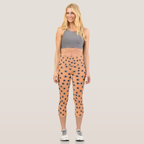 Halloween Goth Daisies Capri Leggings