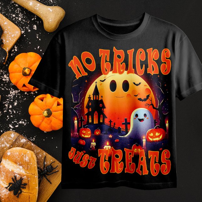 Halloween graveyard with cute happy smiling Ghost T-Shirt (Creator Uploaded)