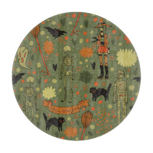 Halloween Haunt: Spooky Vintage Mix Cutting Board