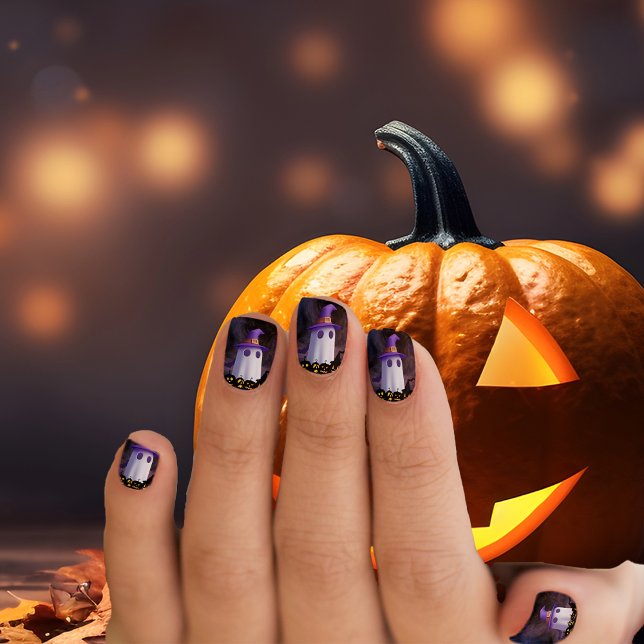 Halloween Haunting Ghoul  Minx Nail Art (Creator Uploaded)