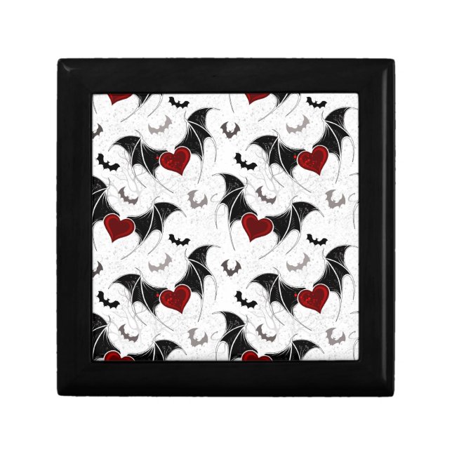 Halloween heart with black bat wings gift box (Front)
