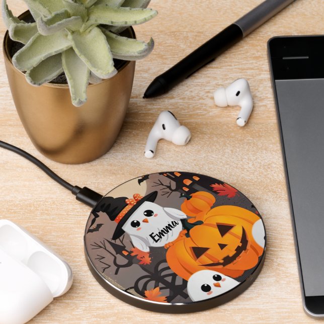 Halloween Jack O Lantern Pumpkin and Ghost Owls Wireless Charger (Desk 2)