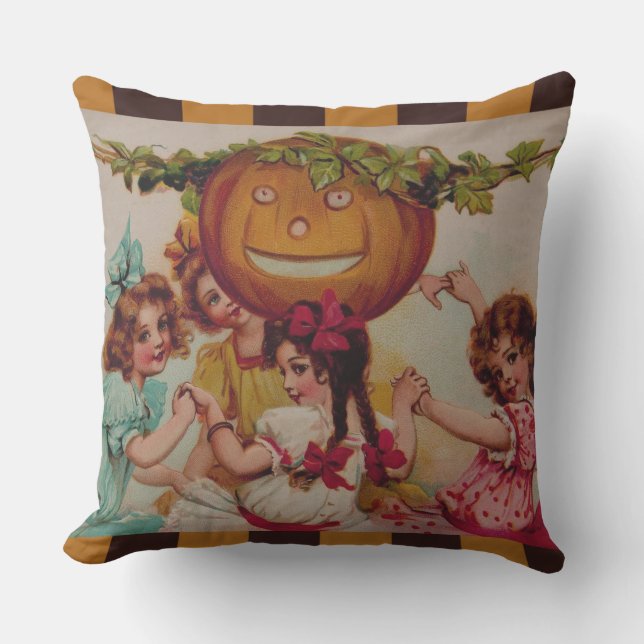 Halloween Party Pumpkin vintage Outdoor Pillow (Front)