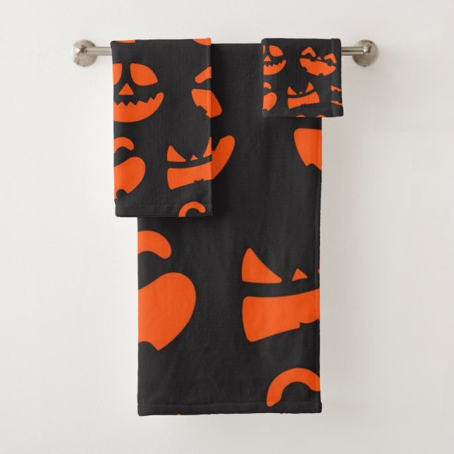 Halloween pattern bath towel set (Insitu)