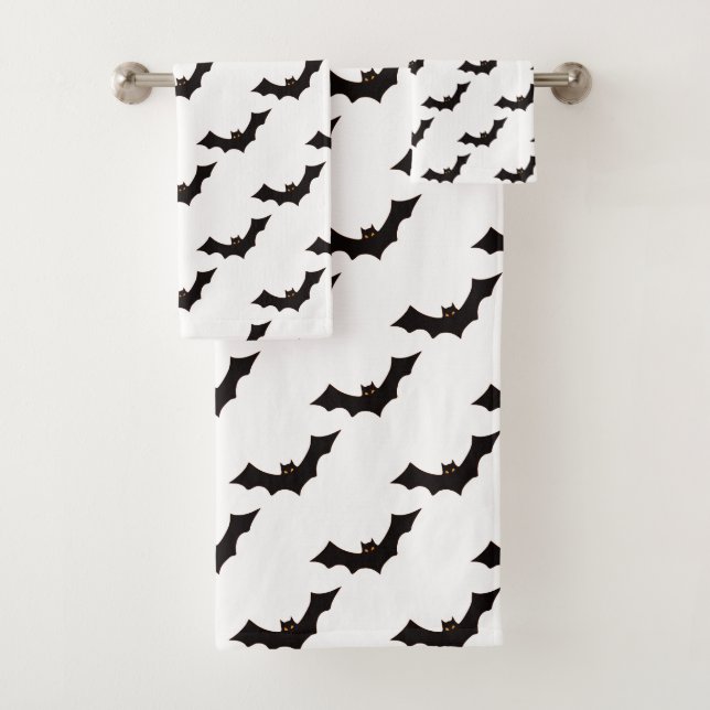 Halloween, Pattern Of Bats, Trick Or Treat, Boo Bath Towel Set (Insitu)