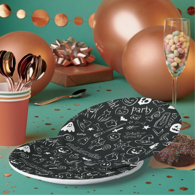 Halloween Pattern Paper Plates (Multi)