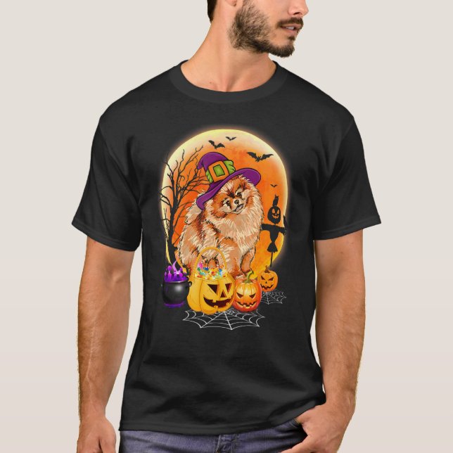 Halloween Pomeranian Dog Moon With Pumpkin Funny G T-Shirt (Front)