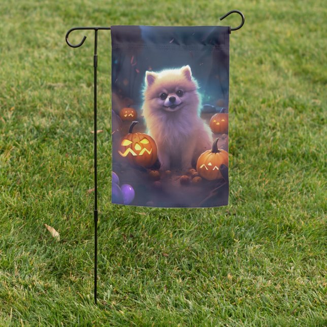Halloween Pomeranian With Pumpkins Scary  Garden Flag (In SItu)