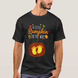 Halloween Pregnancy Pumpkin Gifts Cute Expecting M T-Shirt
