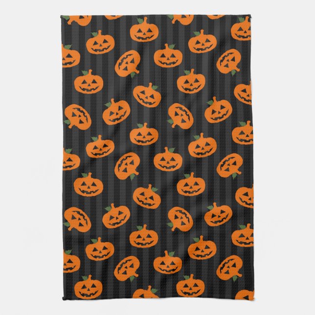Halloween Pumpkin Pattern Towel (Vertical)