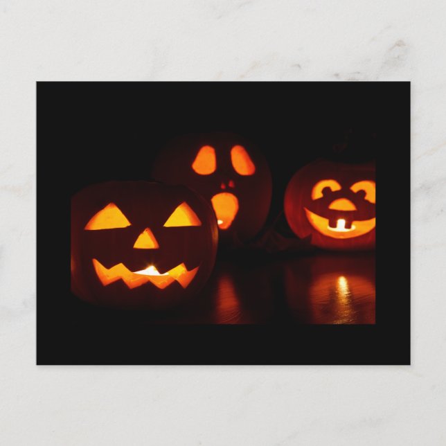 Halloween Pumpkin Scare Postcard (Front)