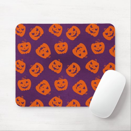 Halloween Pumpkins on Purple Background Pattern Mouse Pad