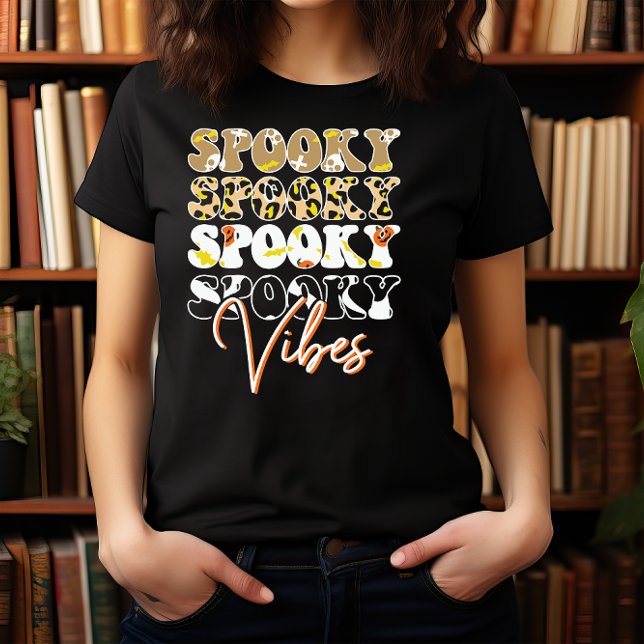 HALLOWEEN RETRO GROOVY SPOOKY VIBES T-Shirt (Creator Uploaded)