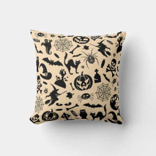 Halloween seamless pattern throw pillow