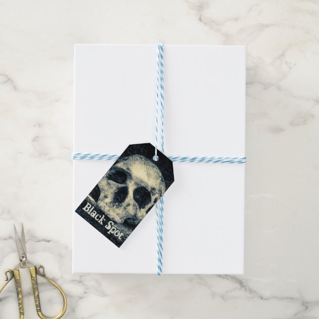 Halloween Skull Black Spot Gift Tags (With Twine)