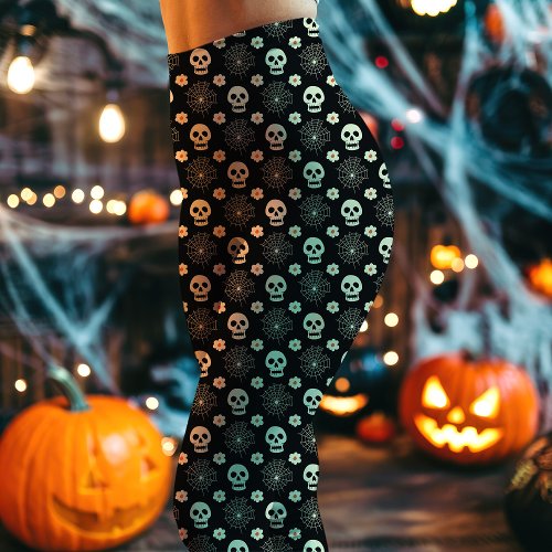 Halloween Skulls And Flowers Pattern Leggings