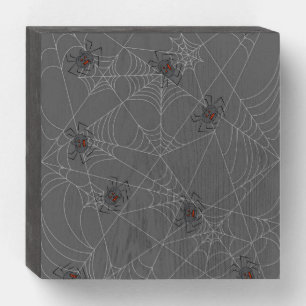 Halloween spiders web and pumpkins   wooden box sign