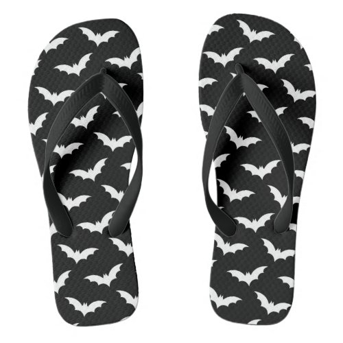 Halloween Spooky Bat Decoration Pattern Flip Flops