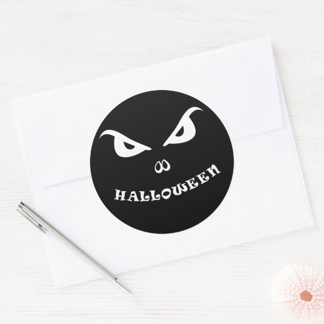Halloween spooky scary face classic round sticker (Envelope)
