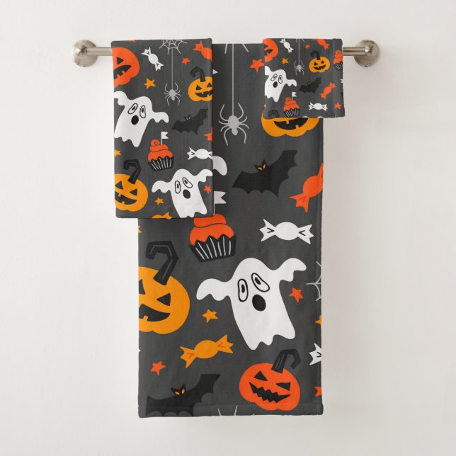 Halloween symbols and colors pattern bath towel set (Insitu)