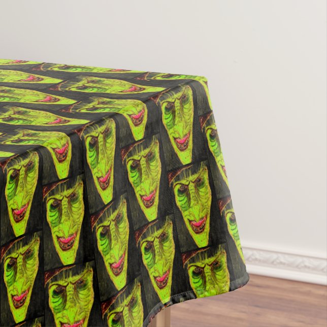 HALLOWEEN TERRIFYING WITCH TABLECLOTH (In Situ)