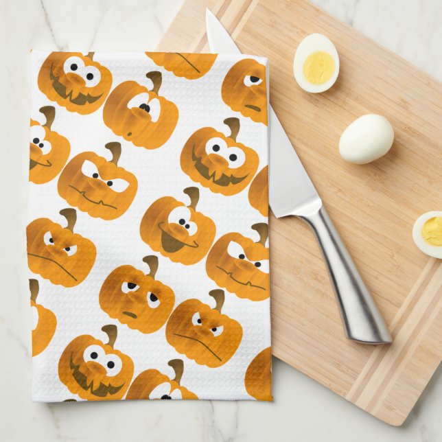 Halloween Towel (Quarter Fold)