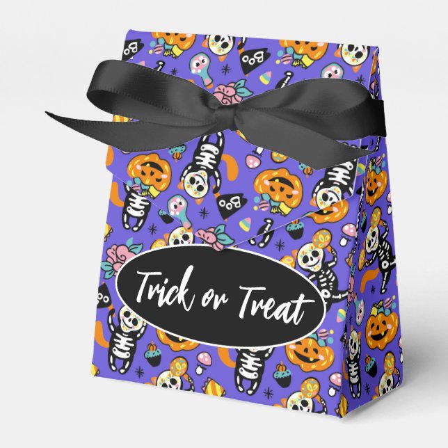 Halloween Trick or Treat  Favor Box (Front Side)