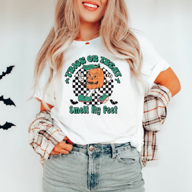 Halloween Trick or Treat Smell My Feet T-Shirt (Creator Uploaded)