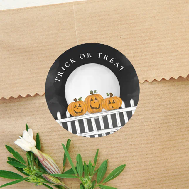 Halloween Trick Or Treat Spooky Ghost Cute Favor Classic Round Sticker ...