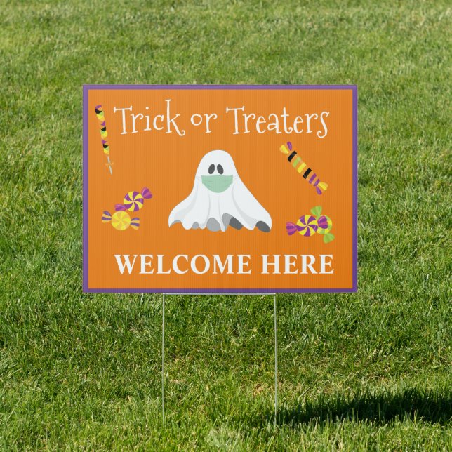 Halloween Trick or Treaters Welcome Here Sign (Insitu)