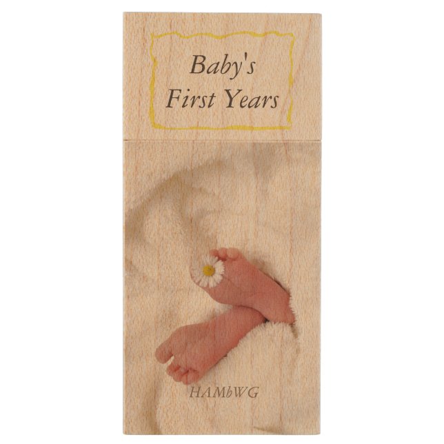 HAMbWG  USB Flash Drive - Baby Feet w Daisy (Back (Vertical))