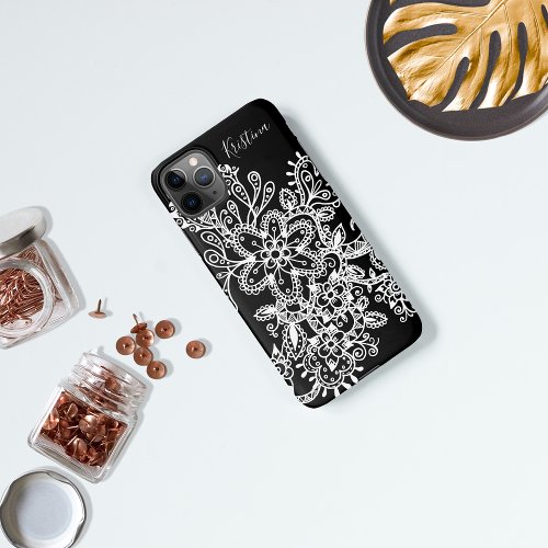 Hand Drawn Black and White Mandala Flowers Doodle iPhone 11Pro Max Case