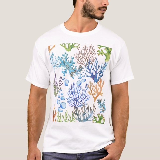 Hand-drawn corals: underwater sea pattern. T-Shirt (Front)